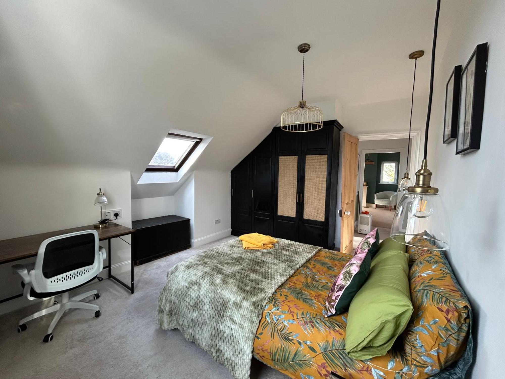 Seaside Rentals Bournemouth - 2Br, Upto 6Ppl, Beach 3 Min Walk, Dogs Ok, Wifi, Park 2 Cars Exterior foto