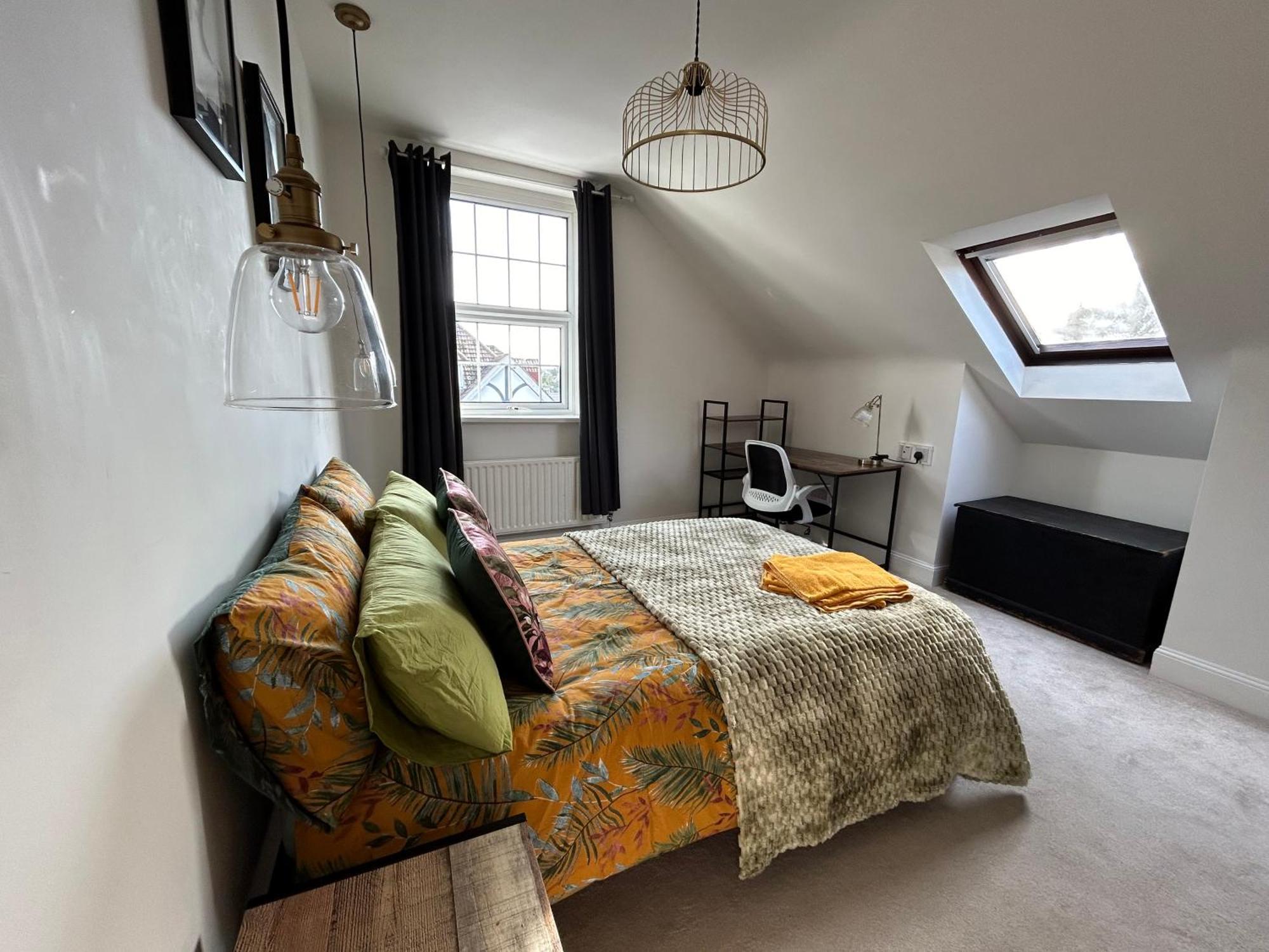Seaside Rentals Bournemouth - 2Br, Upto 6Ppl, Beach 3 Min Walk, Dogs Ok, Wifi, Park 2 Cars Exterior foto